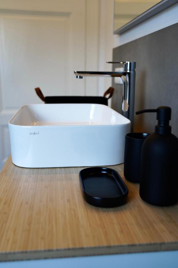 Luxurioese Maisonette Wohnung Im Szenenviertel ヴッパータール エクステリア 写真